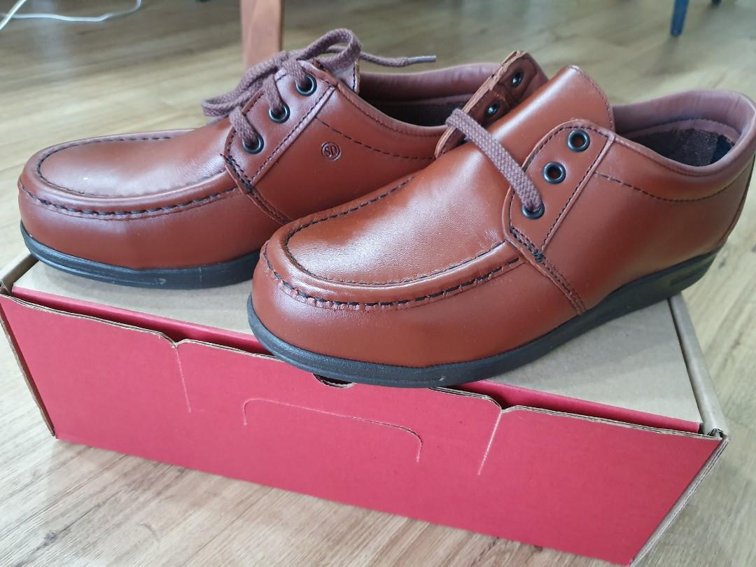 Red wing steel clearance toe dress shoes
