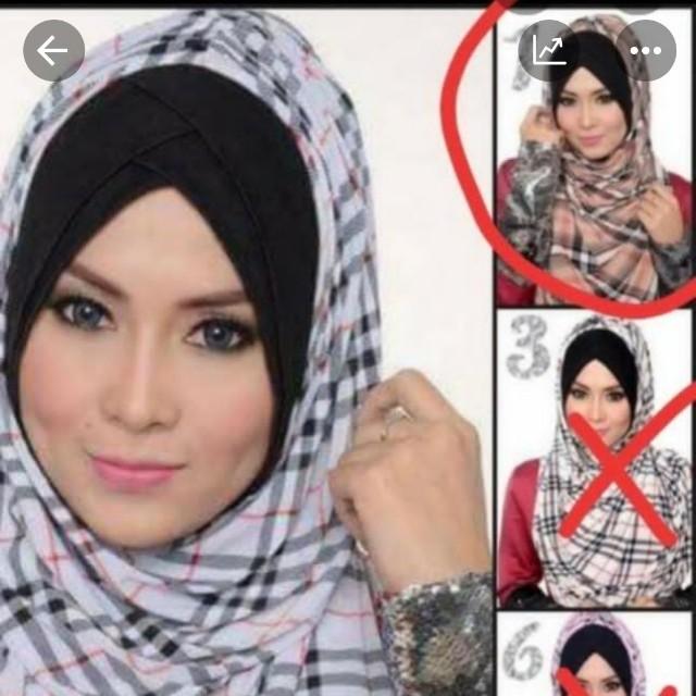 Burberry Printed Instant Tudung, Women's Fashion, Muslimah Fashion, Hijabs  on Carousell