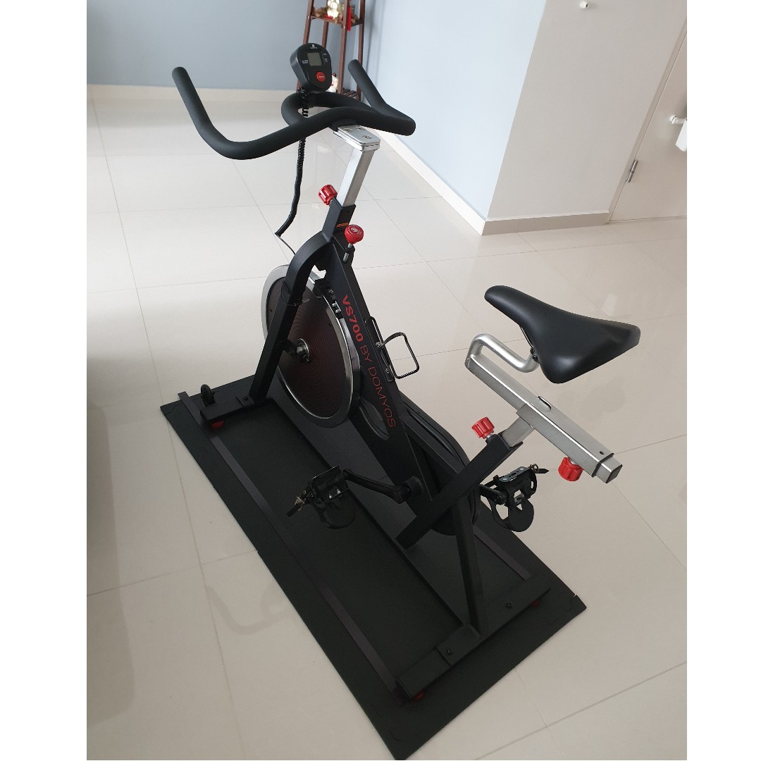 vs700 indoor bike