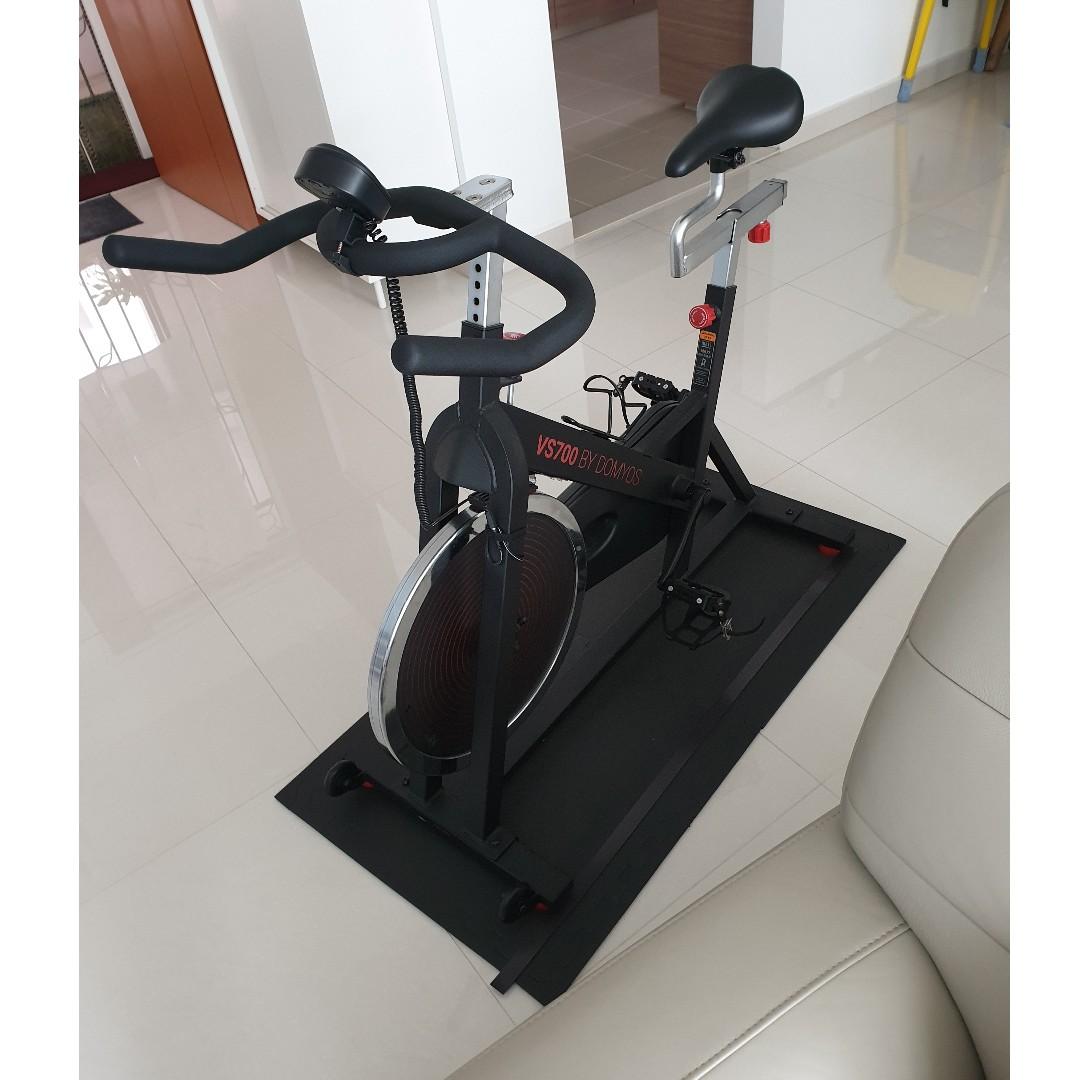 domyos vs700 indoor bike