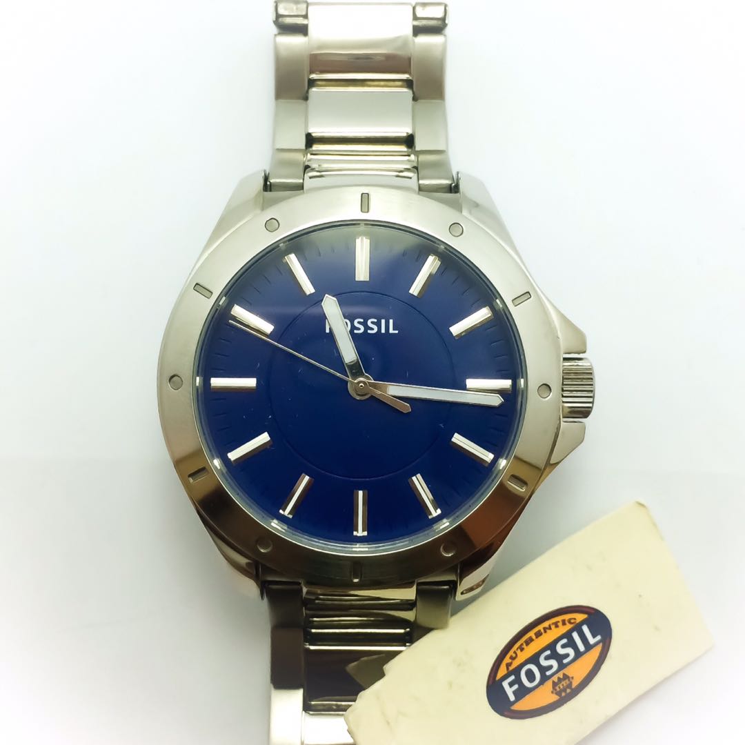 The Timeless Elegance of Fossil Watches for Men Blue