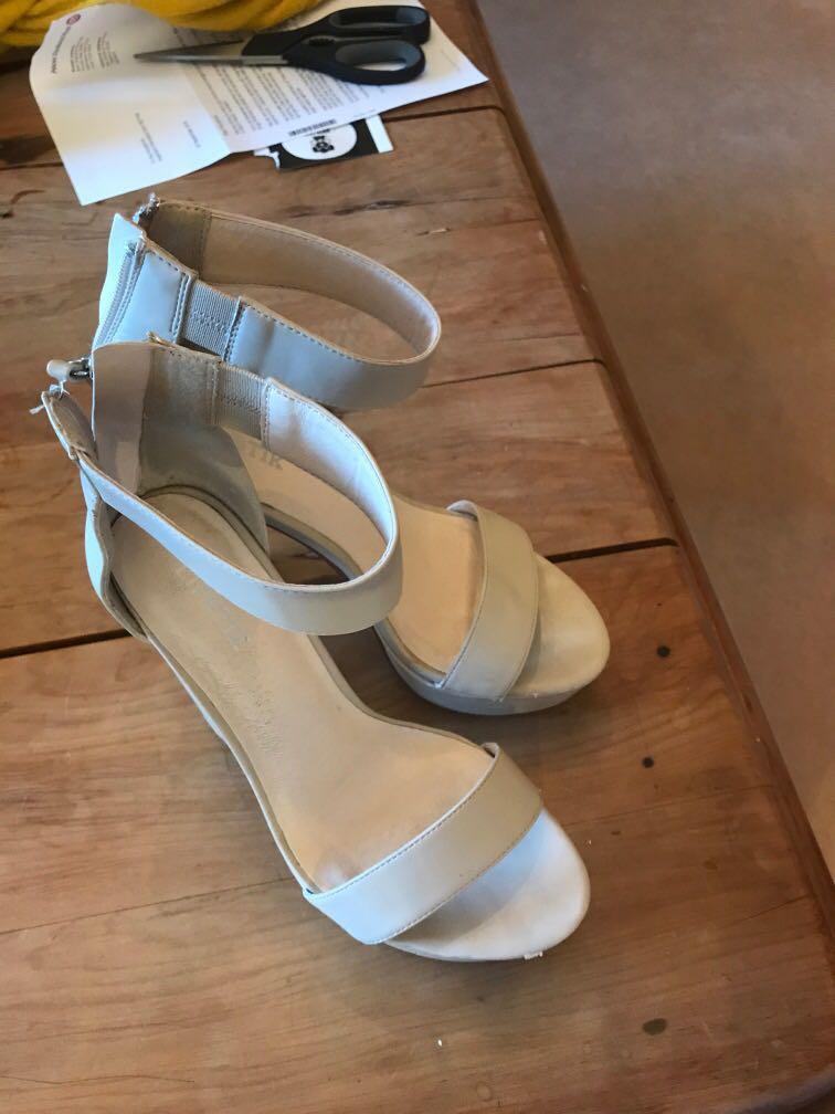 Lipstik Nude Heels Women s Fashion Shoes on Carousell