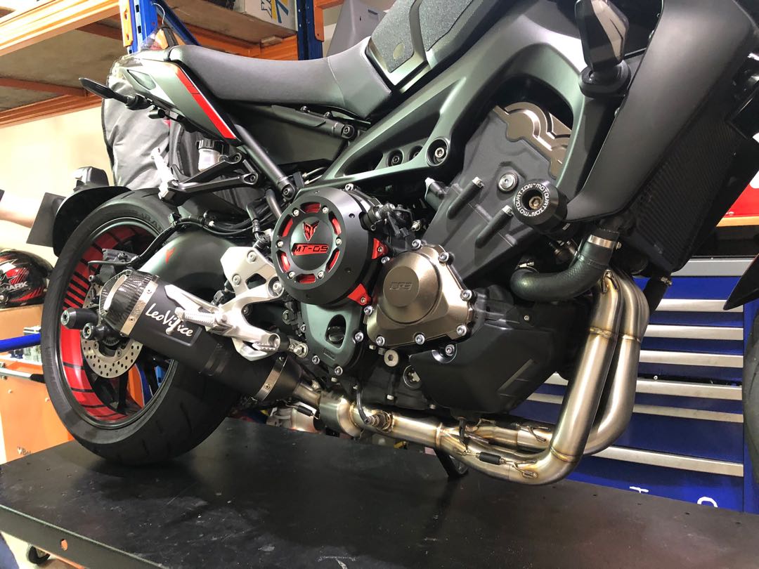 Yamaha tracer store 900 leovince