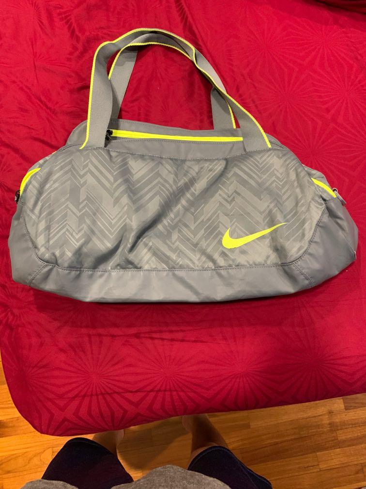 nike performance sports bag