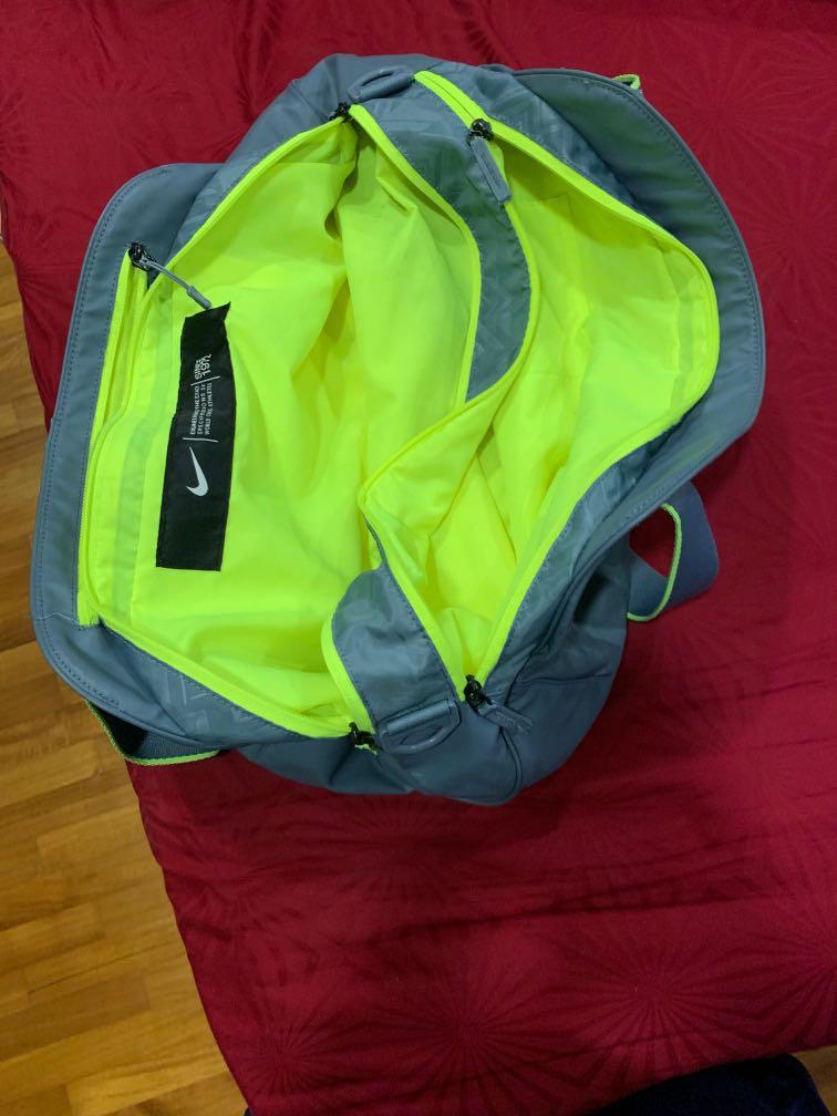 nike performance sports bag