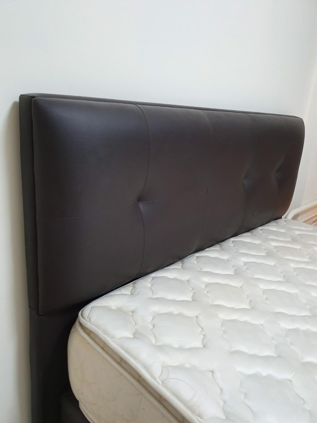 Serta queen size bed w frame, Furniture & Home Living, Furniture, Bed