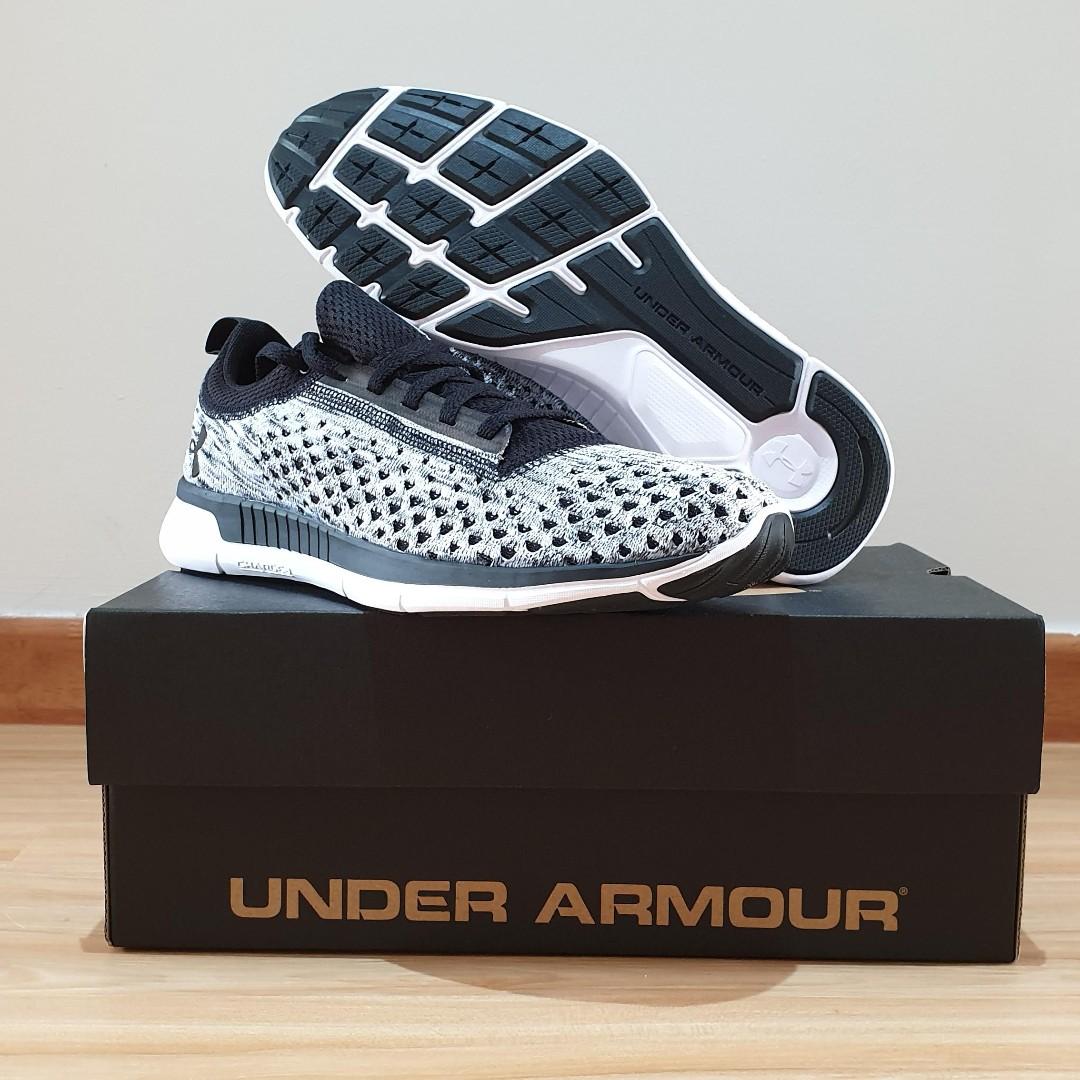 Under armour lightning 2 black deals