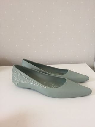 (Kategori: ) berada di . Dikirim oleh zoi.preloved (ID iklan 254745991, Gambar 1). Deskripsi: .