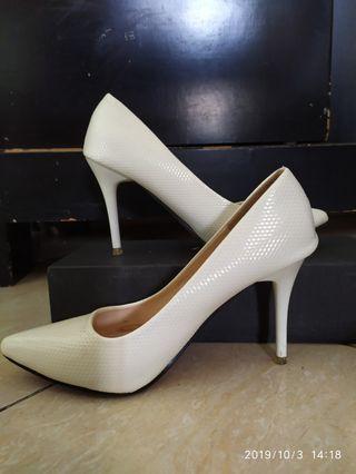 Sepatu heels 👠 cantik