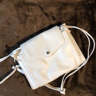 (Category: ) located in . Submitted by flyboutique (Listing ID 254839304, Image 1). Description: .