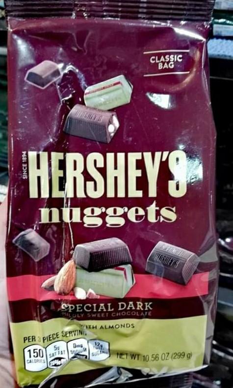 🍫 Hershey's Nuggets and Miniatures (Category: Packaged & Instant Food) located in Quezon City. Submitted by everythingnice003 (Listing ID 254810427, Image 2). Description: .