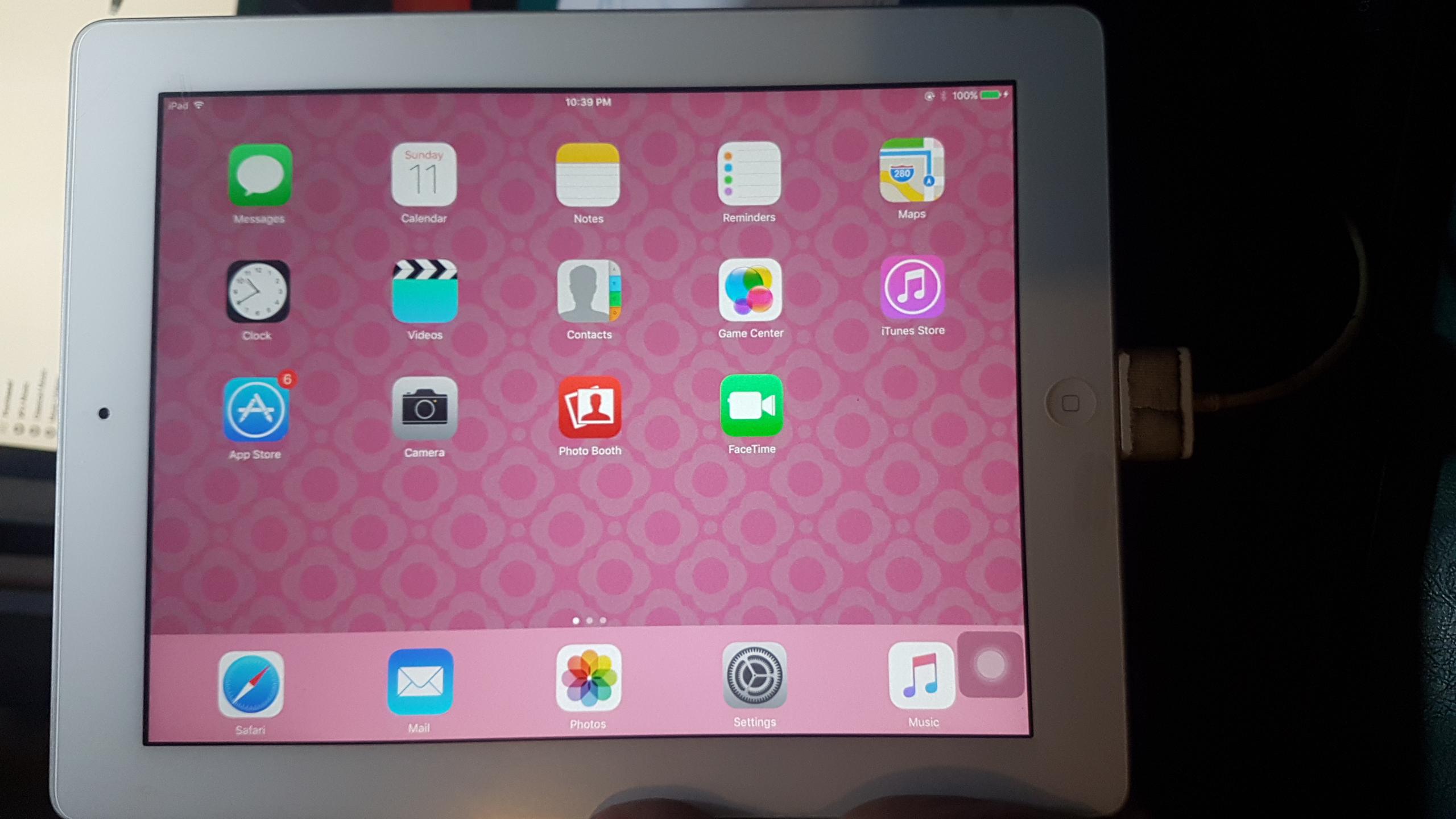 Apple Ipad 3 16GB mint condition swap ok (Category: iPad) located in Mandaluyong City. Submitted by bikedilla (Listing ID 254840069, Image 1). Description: Ipad 3 16gb wifi tablet 98% condition no cracks, no dents Screen protected Unit only Unit was thought to be lost and was found in a drawer hidden for the last 4 years. Thank you for checking out my items. I'm an online seller (See the bikedilla on facebook) if you have any questions feel free 