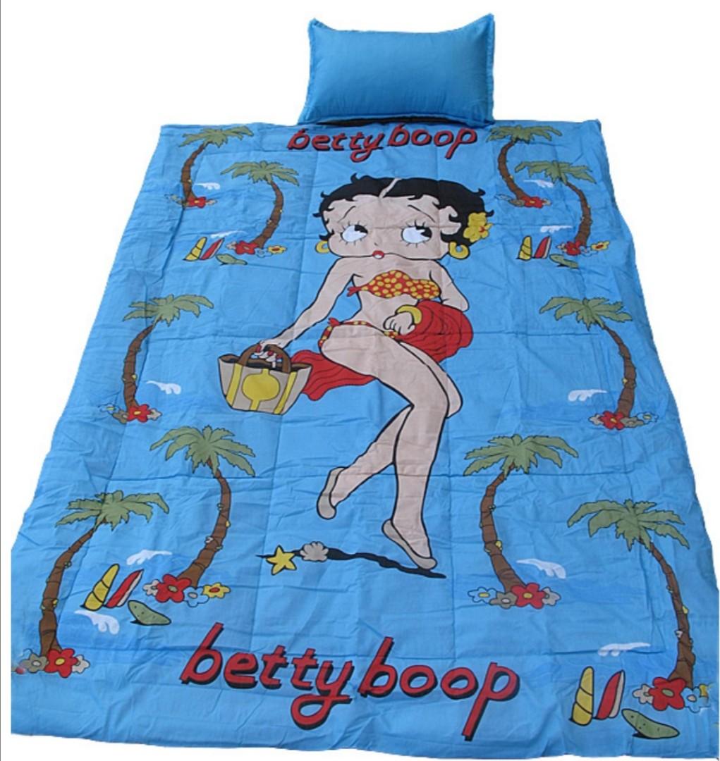 Betty Boop Comforter Home Furniture Home Tools And Accessories On Carousell