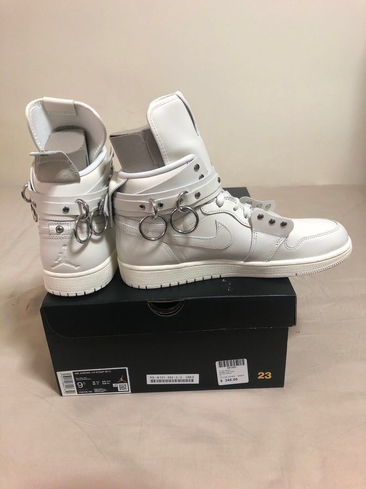 CDG X Jordan 1 Comme Des Garcons Men s Fashion Footwear Sneakers on Carousell