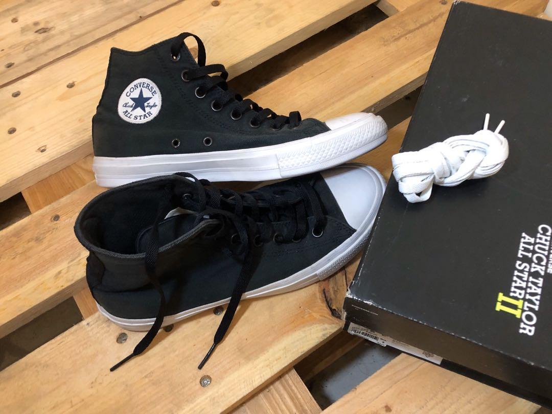converse mid valley