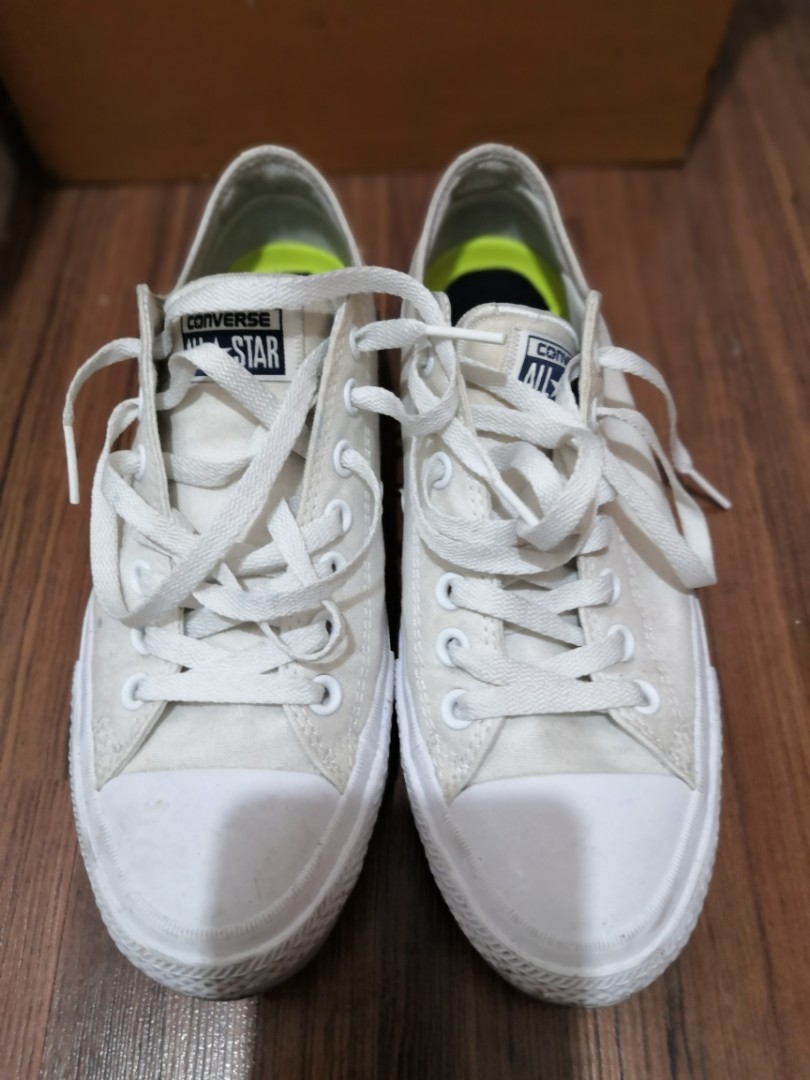 converse chuck taylor ox trainers in triple white