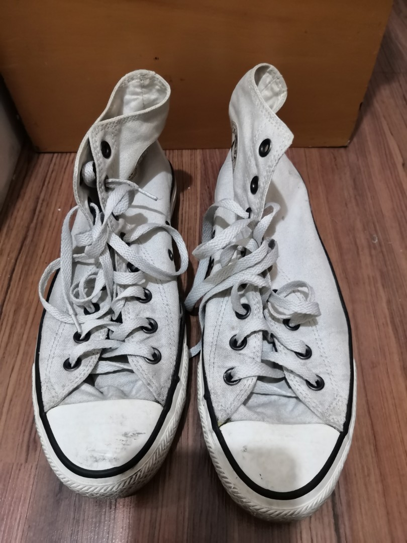 dirty white converse