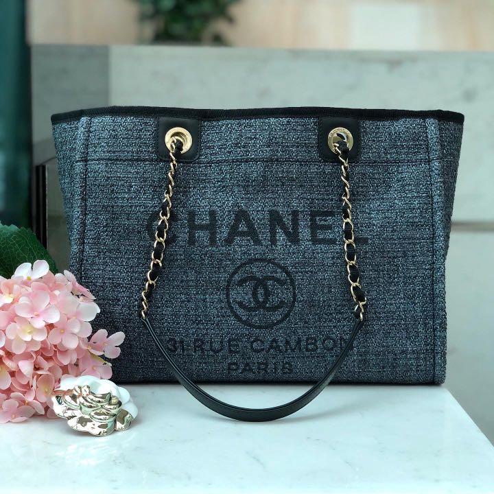✖️SOLD!✖️ Gorgeous and Rare! Chanel Medium Deauville Tote in Black and  White Jacquard GHW