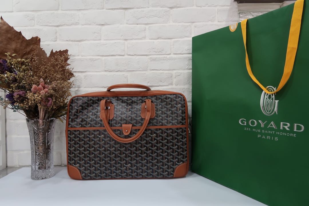 Goyard Ambassade MM Briefcase Grey Retail $5700, Luxury, Bags & Wallets on  Carousell