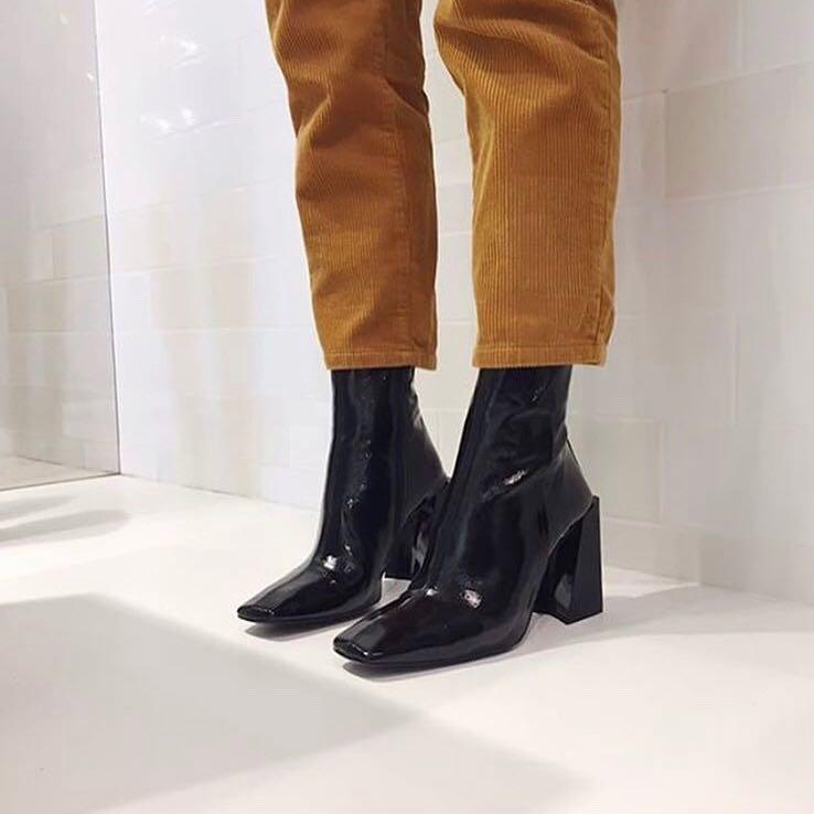 Intervalle boots clearance