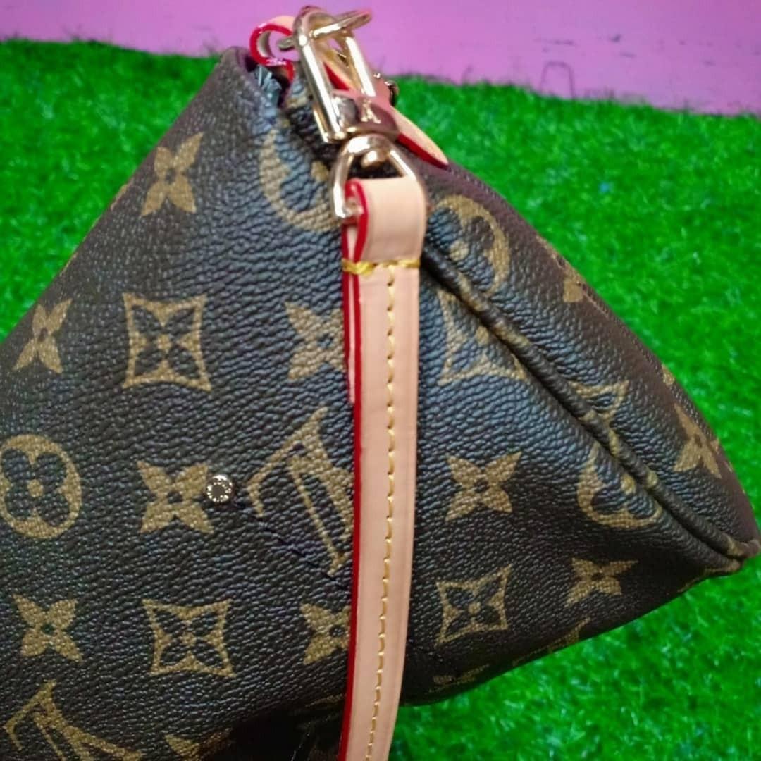 LV FAVOURITE MONOGRAM SP0168 CROSSBODY LEATHER BAG, Luxury, Bags & Wallets  on Carousell