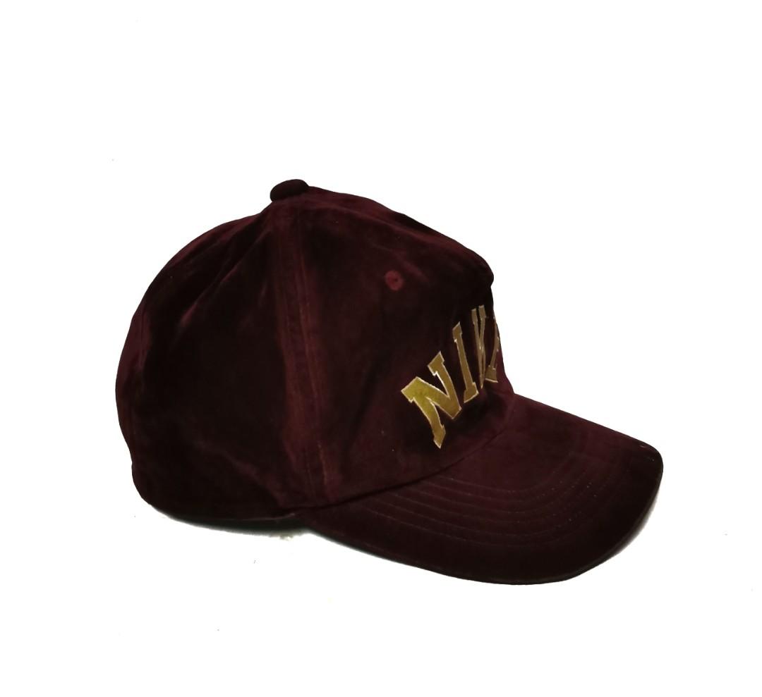 nike velvet cap