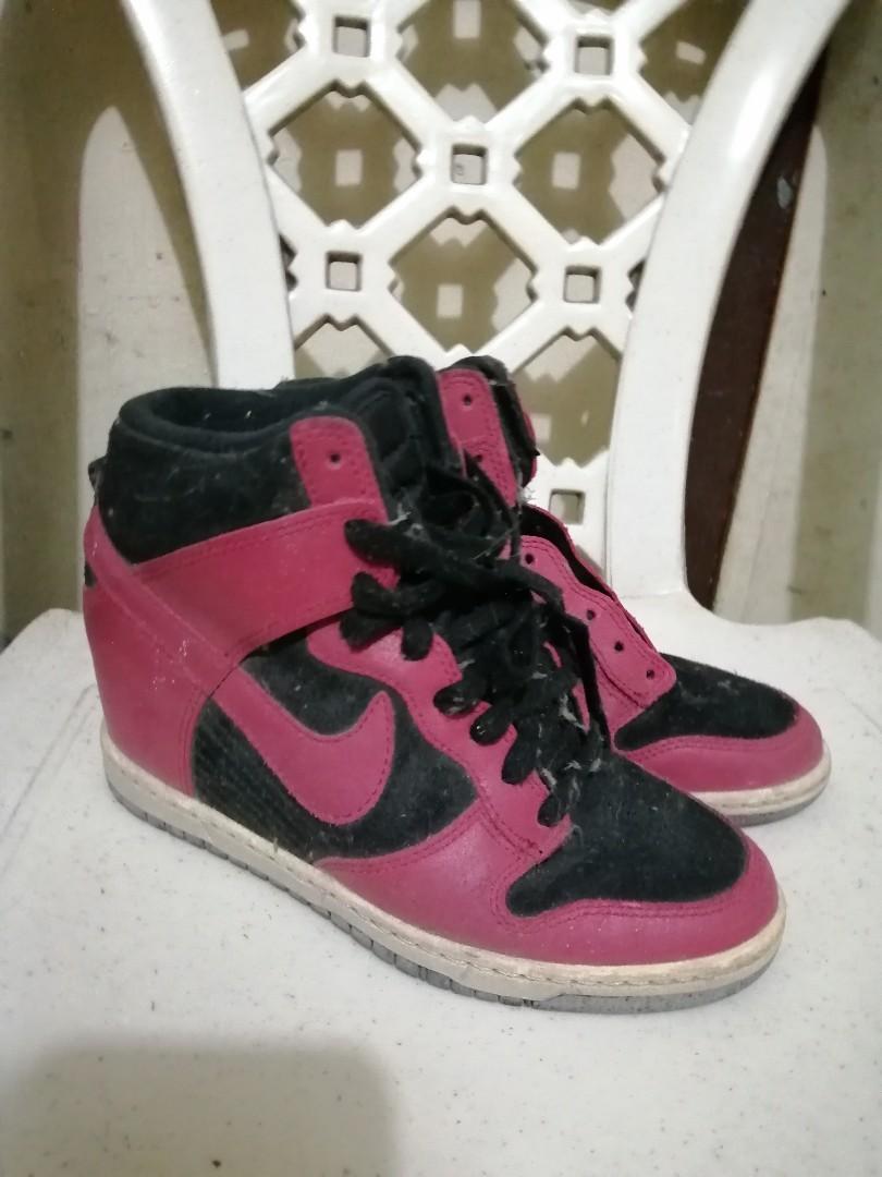 nike air wedge sneakers