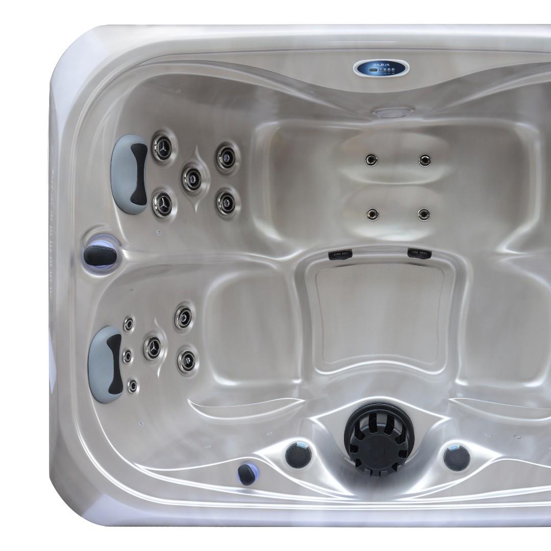 Outdoor Jacuzzi Model SR808C American Balboa Control System US Brand ...