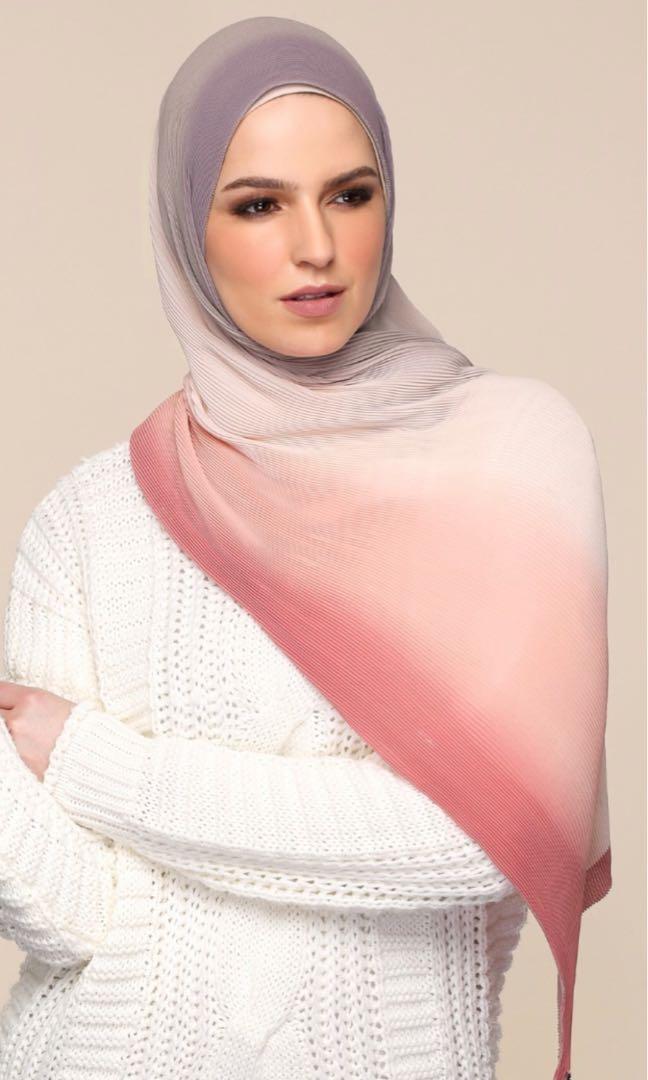 Duck pleated shawl price Clearance