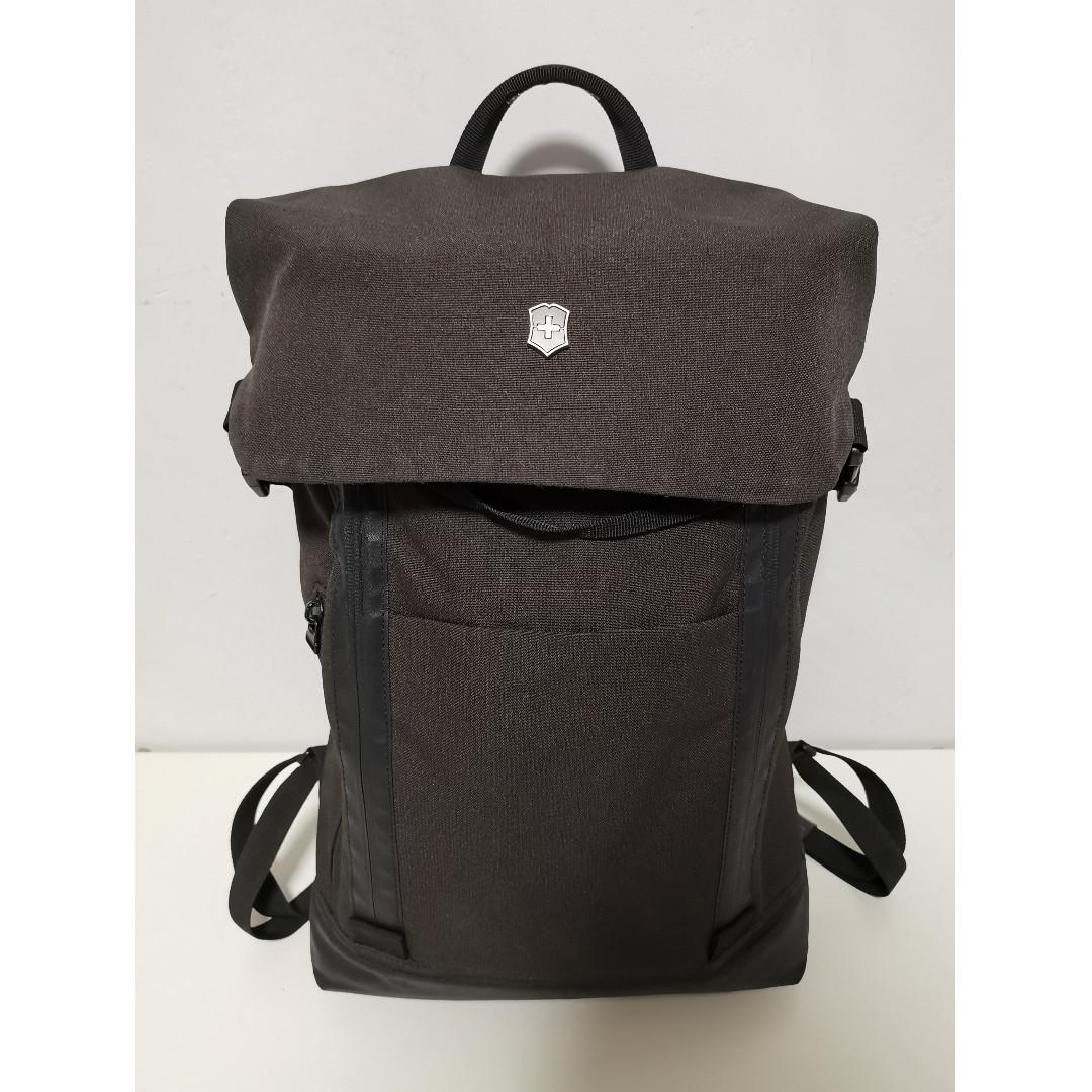 victorinox altmont professional fliptop laptop backpack