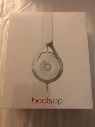 Beats by Dr. Dre EP White