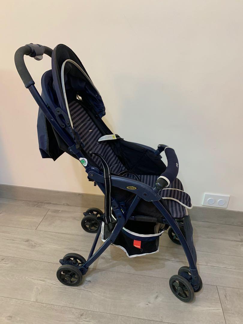 Aprica 2.9kg 超輕BB車/Stroller/Pram Carousell