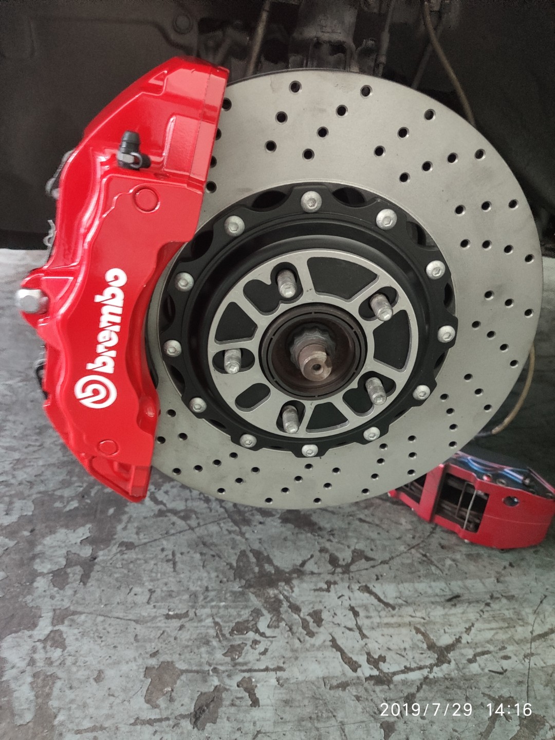 Harrier Zsu60 Brembo Big Brake Kit FS, Car Accessories, Tyres & Rims on