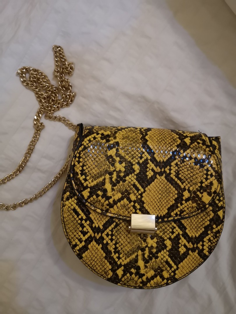 Mango store snake bag