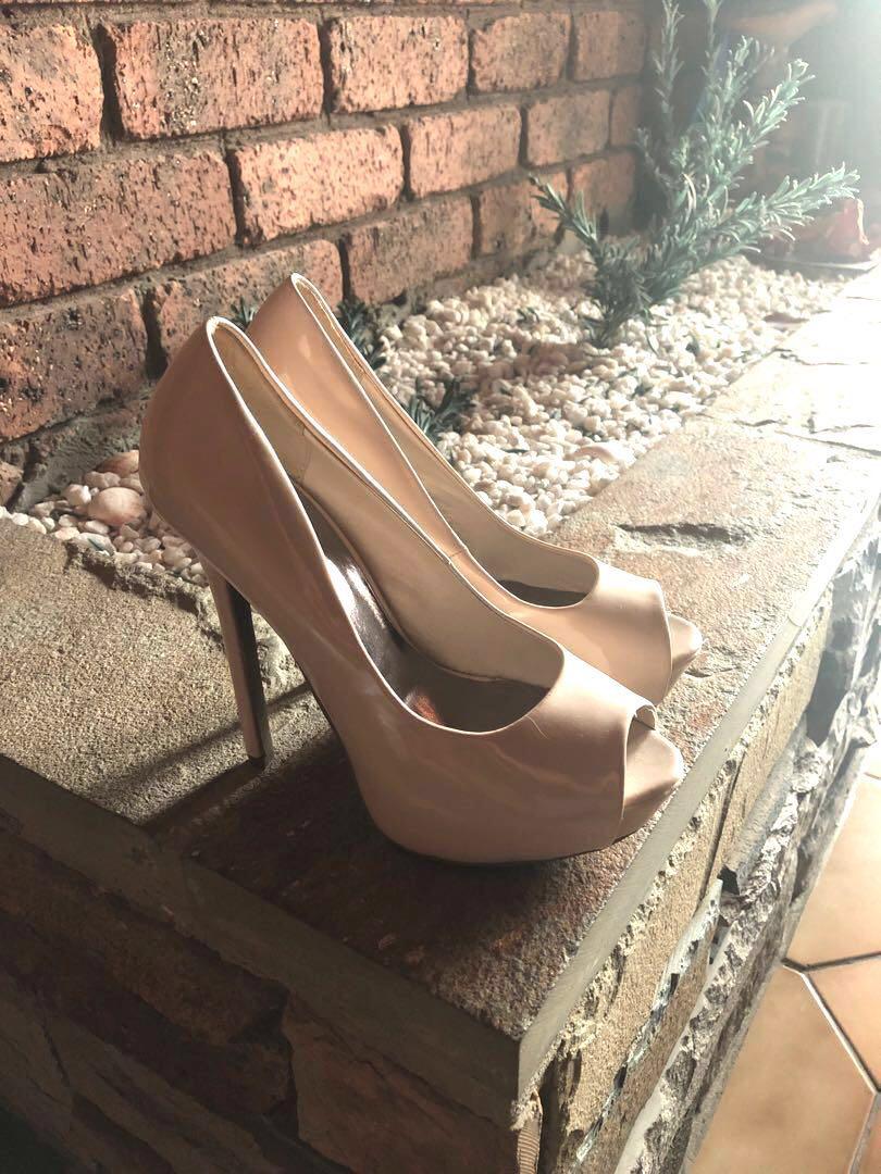 cream peep toe heels