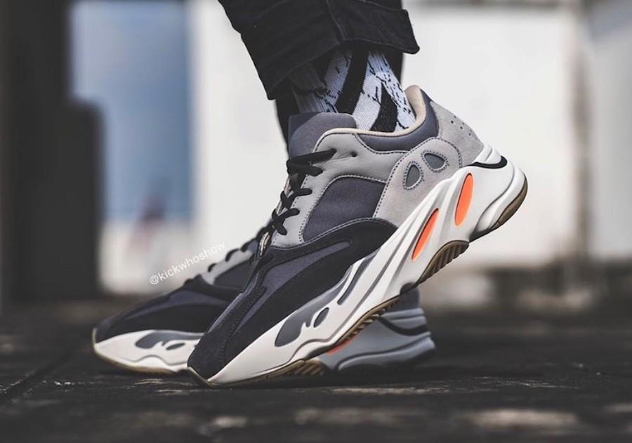 retail price yeezy 700