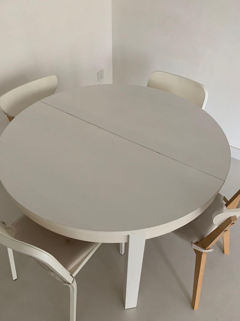 Round Extendable Dining Table With 4 Chairs Furniture Home Living Furniture Tables Sets On Carousell