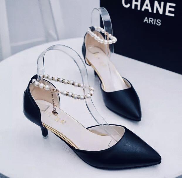 RUSH Sophisticated Black Heels with Pearls (Category: Heels) located in Imus. Submitted by cemoi (Listing ID 254322231, Image 2). Description: Never been used Reason for selling: wrong size , need a larger one It’s fashionable, you can pair it with different kind of outfits. It’s my favorite style of sandals because it’s black plus the most extra thing is the pearls in it😍.