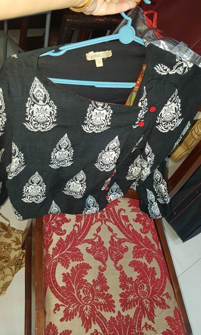 Top Bluse Women S Fashion Clothes Dresses Skirts On Carousell