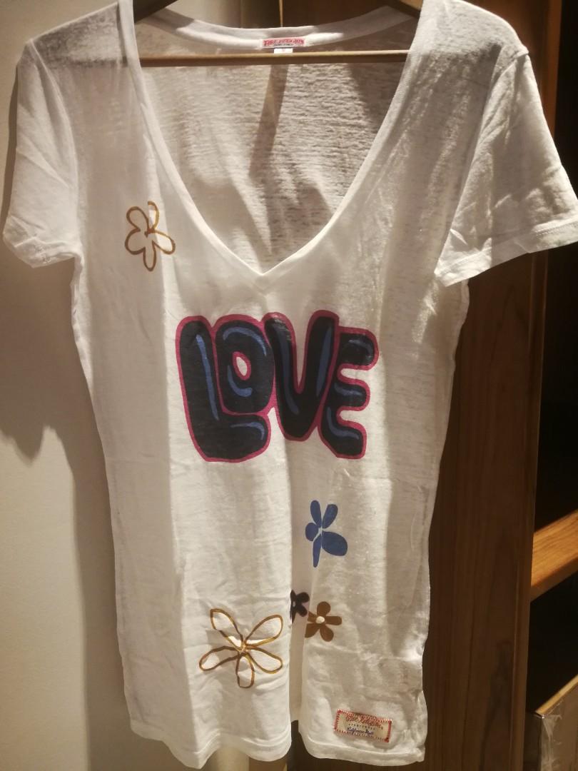 true religion tee shirt