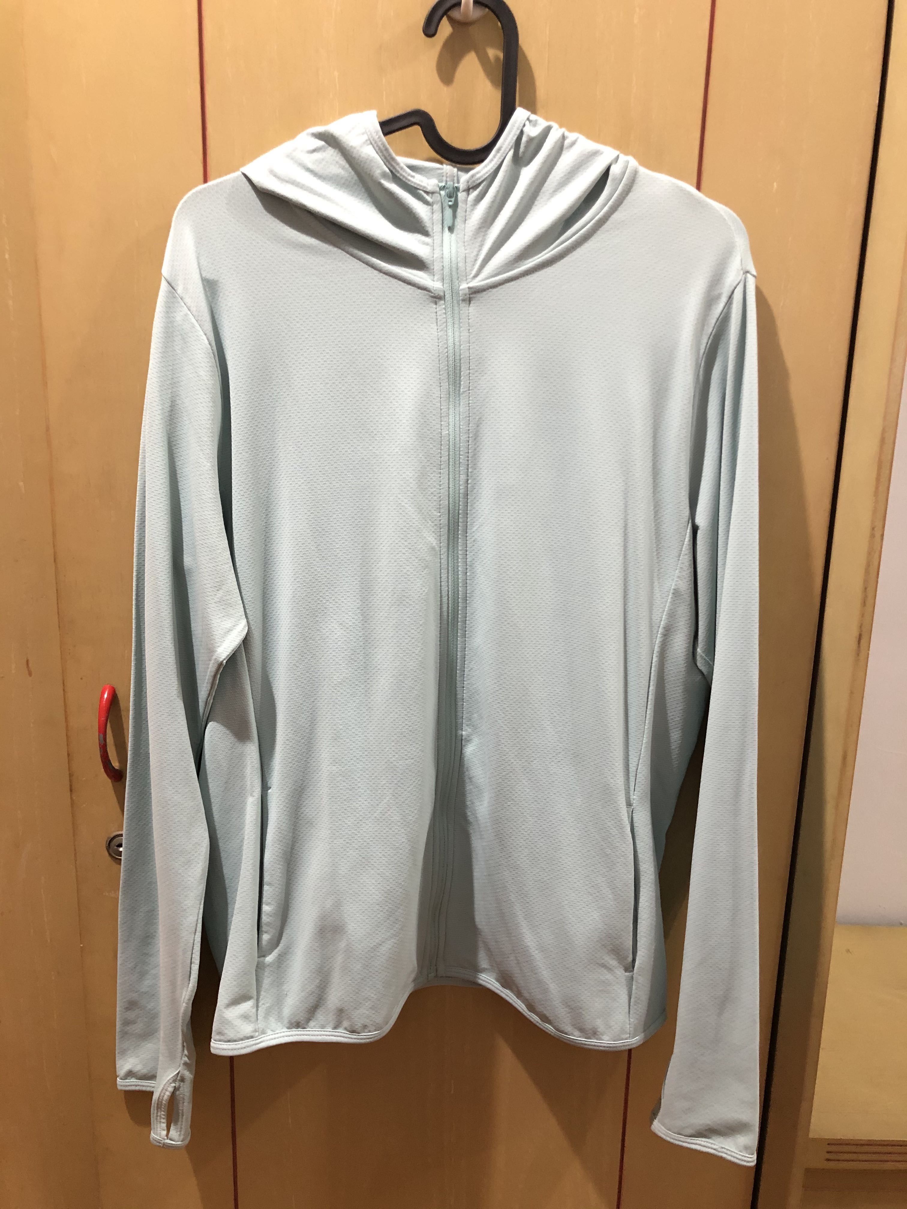 Jaket airism uniqlo uv cut hotsell