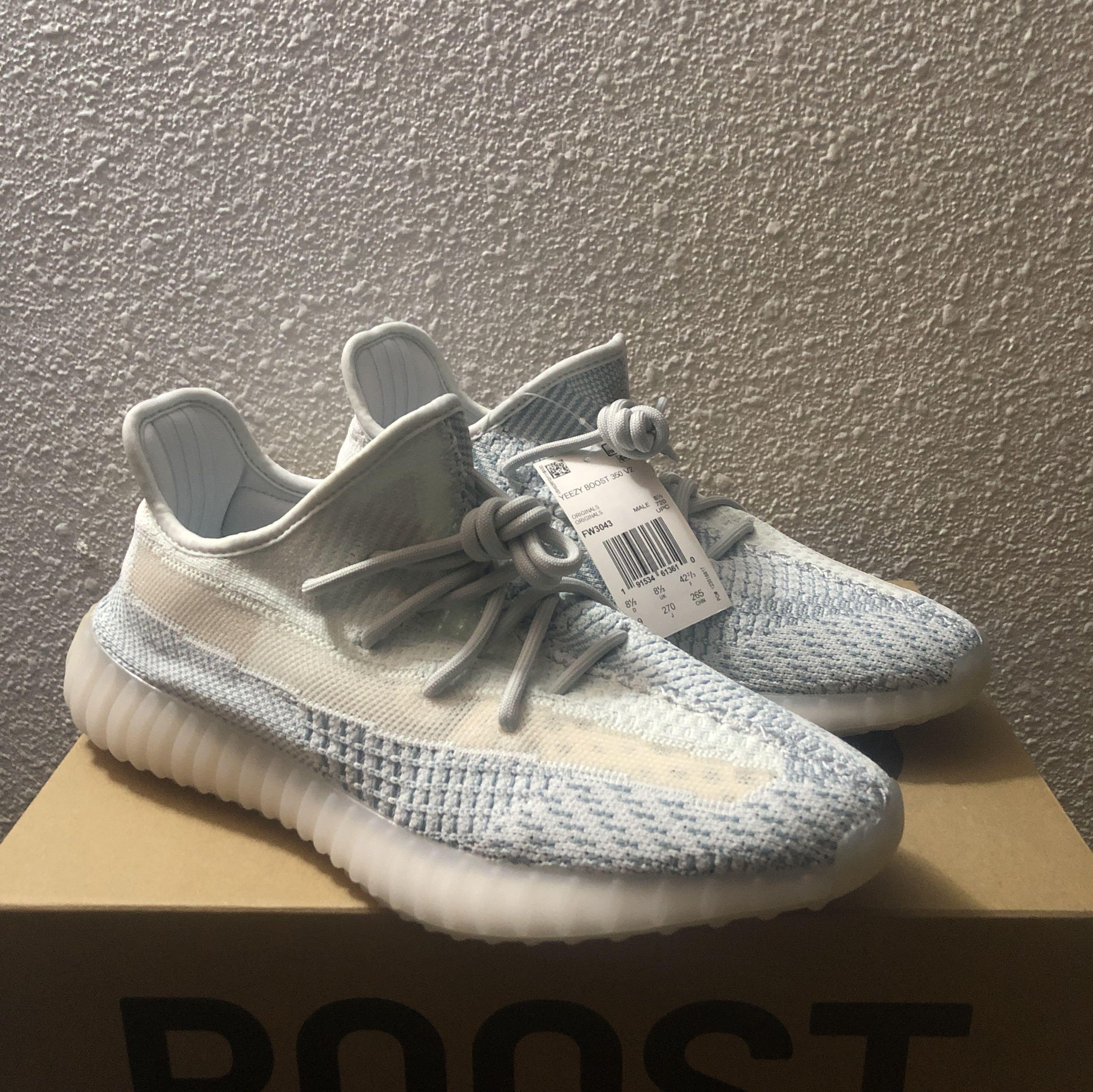 US 9 Yeezy Cloud White Men s Fashion Footwear Sneakers on Carousell