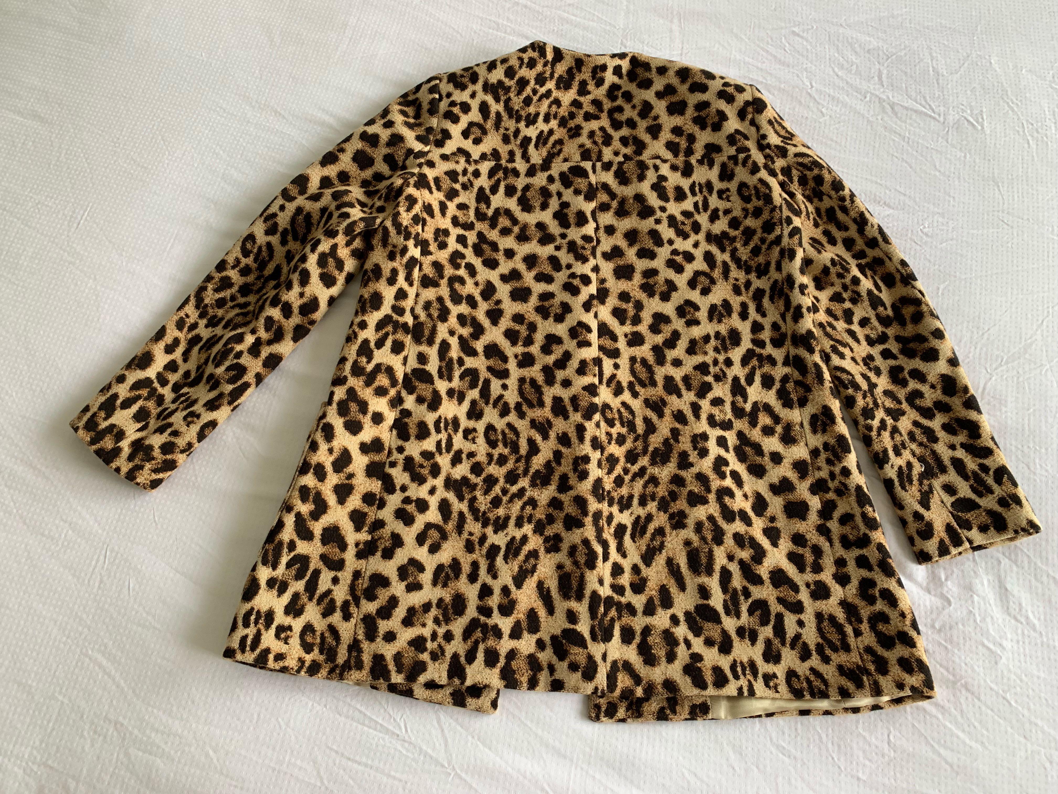 Collarless leopard shop print coat