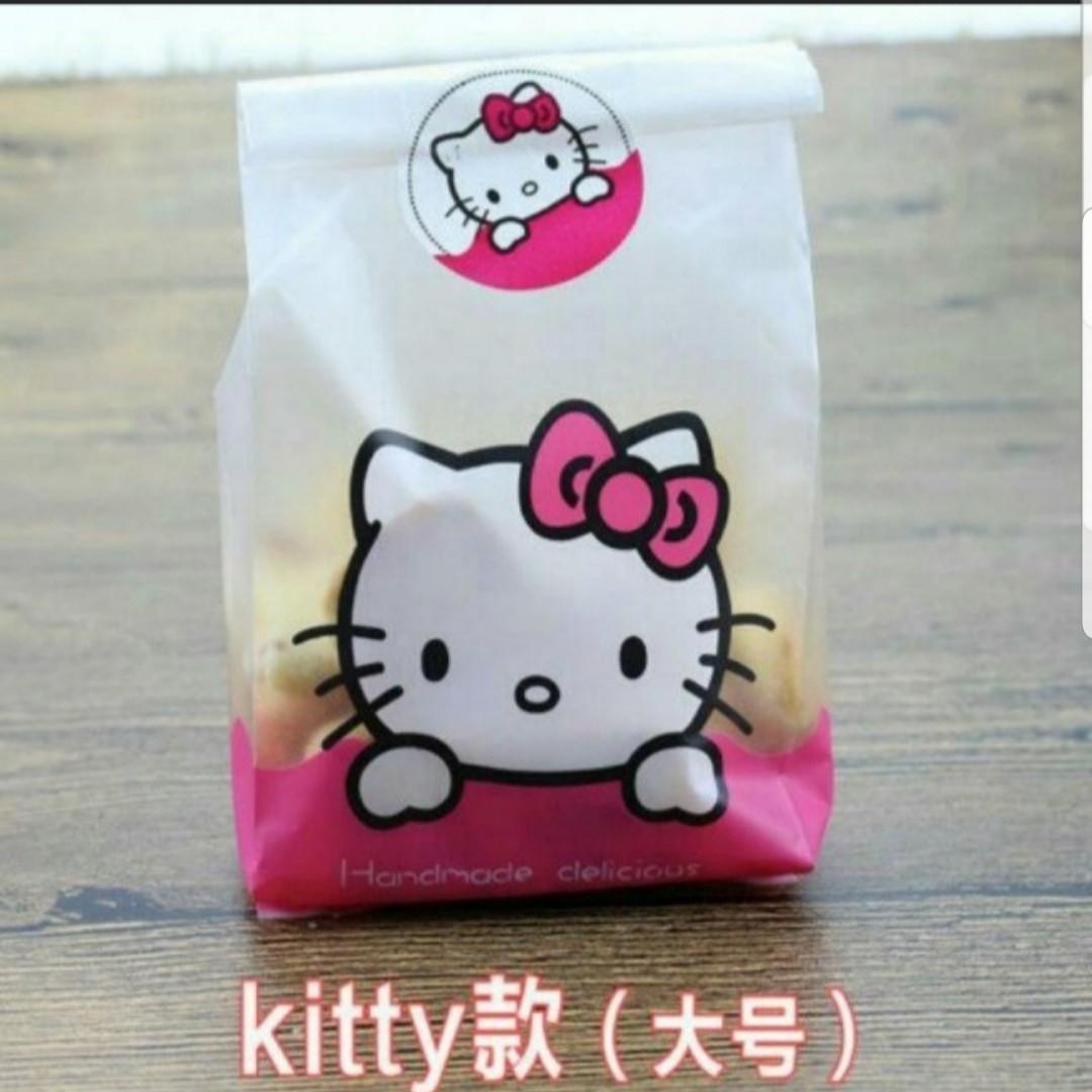 22X8x4.5cm Hello Kitty Gift Bag / Cookie Bag / Goodies Bag (With Matching  Seal Stickers), Food & Drinks, Gift Baskets & Hampers On Carousell