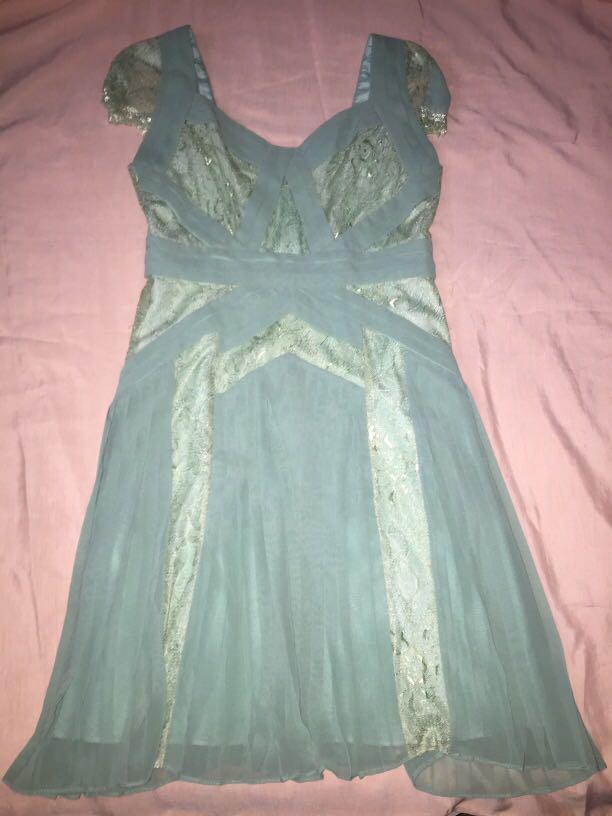 BCBG Cocktail Dress (Category: Evening dresses & gowns) located in Mandaluyong City. Submitted by ksc_stuff (Listing ID 255125394, Image 1). Description: Mint green dress.
