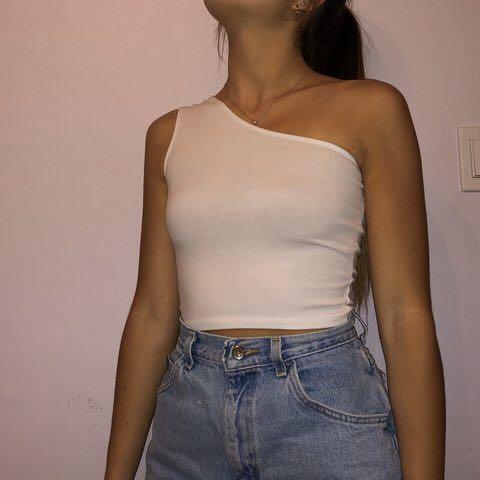 brandy melville blythe tank Women s Fashion Tops Other Tops on
