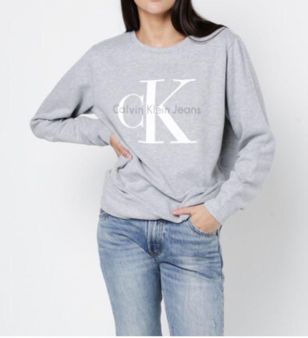 calvin klein vintage logo sweatshirt