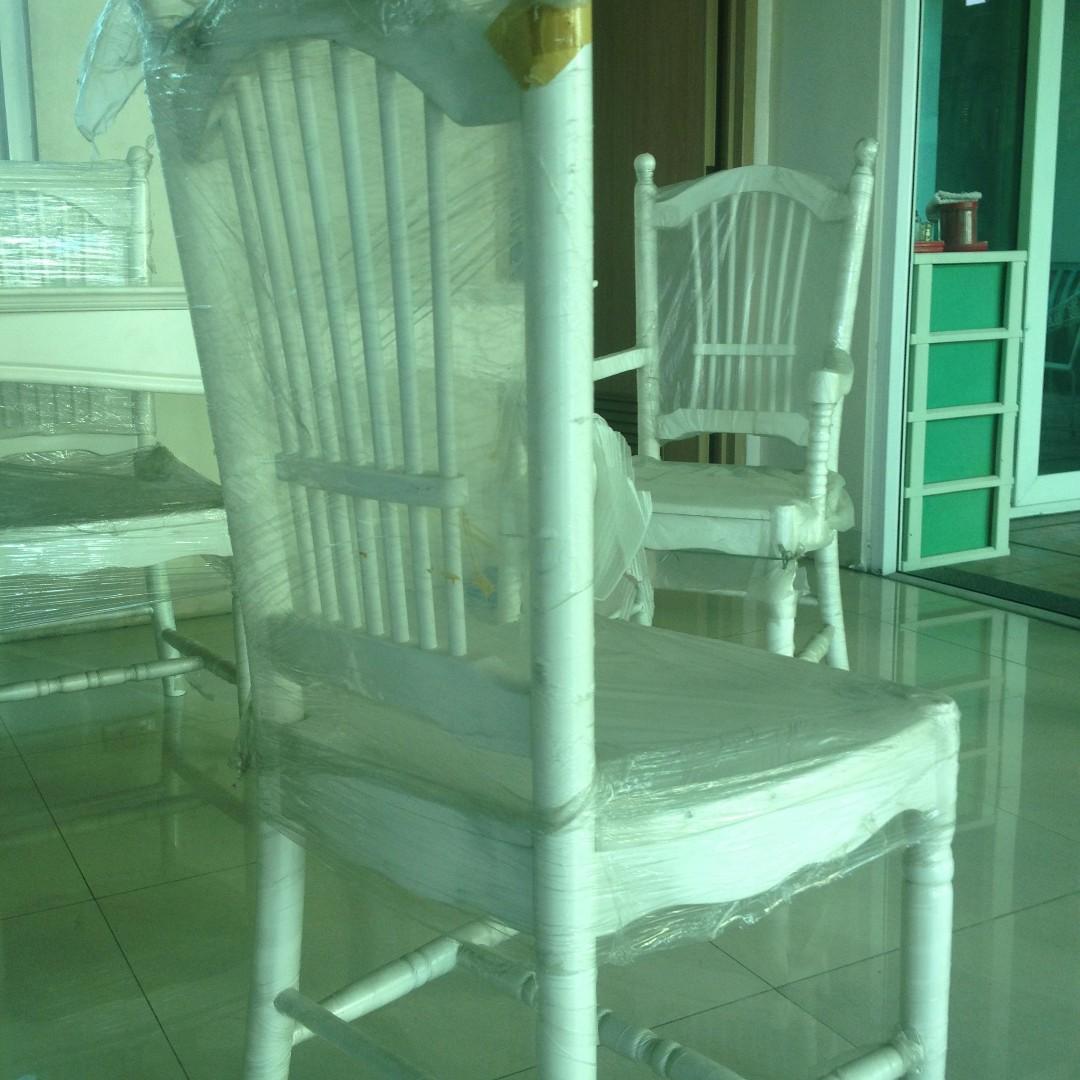 Classic White dining table (armchairs without armrest) (Category: Chairs) located in Manila. Submitted by k3788 (Listing ID 255088776, Image 2). Description: 6 chairs (2 chairs with armrest and 4 without armrest). dining table white classic wooden free delivery for nearby metro manila locations. please pm. 53000 original price..