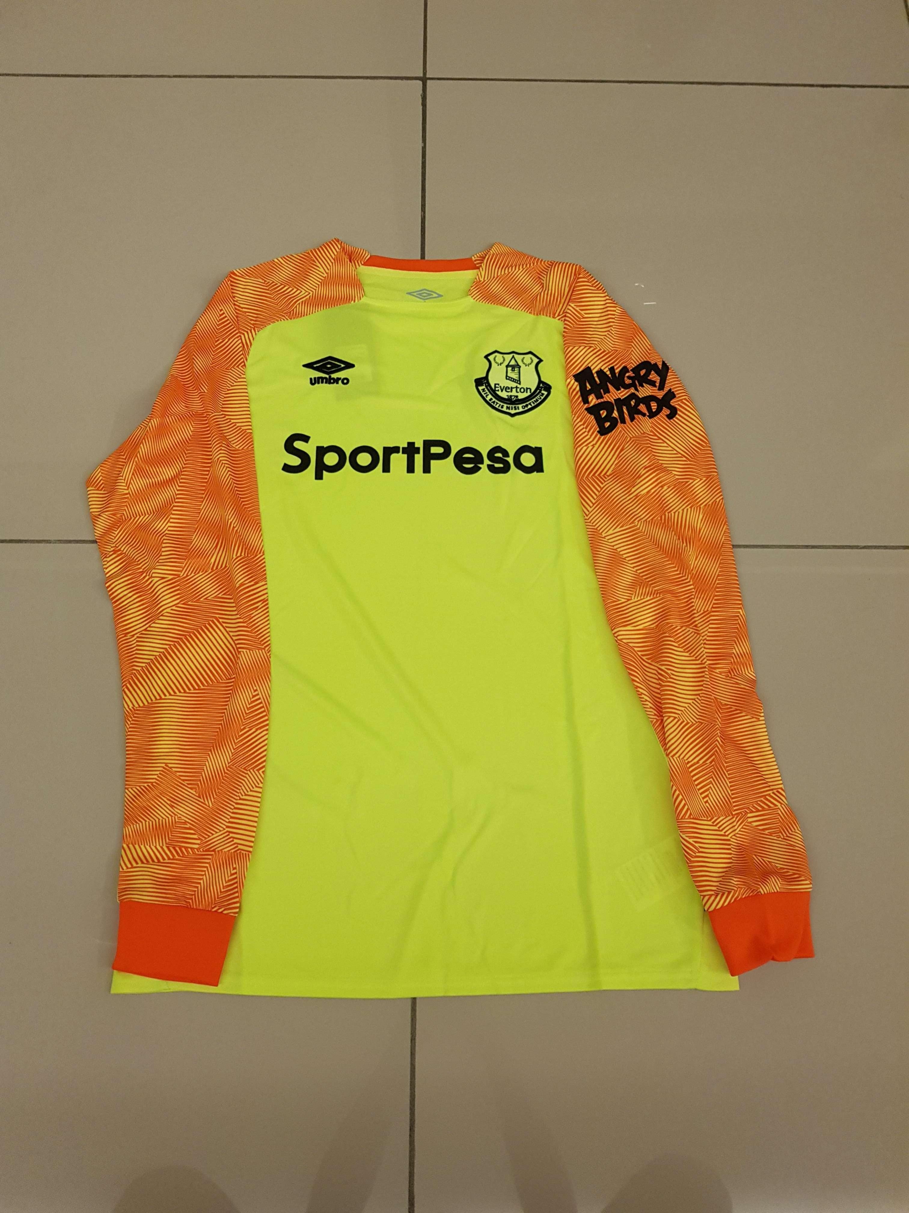 everton goalkeeper kit