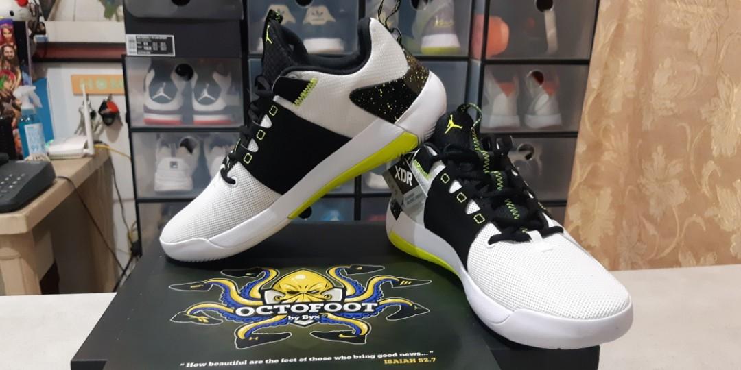 jordan zoom zero gravity on feet